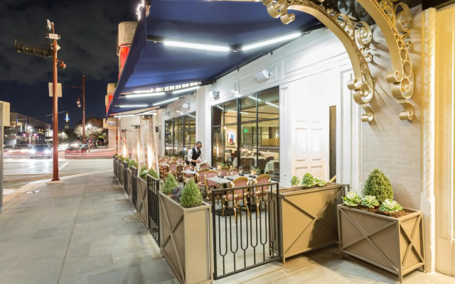The Lancaster Hotel