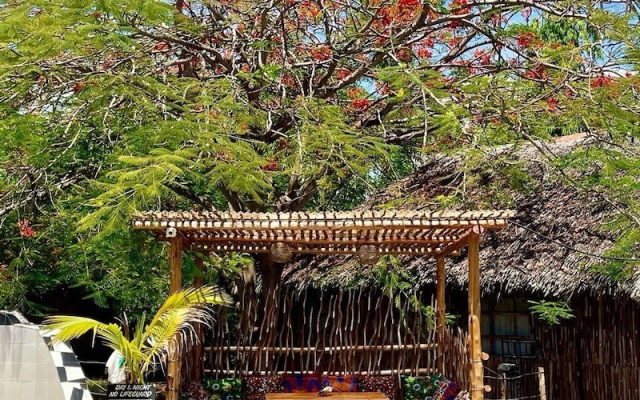 Staysocial Diani-Backpackers &Social Hub
