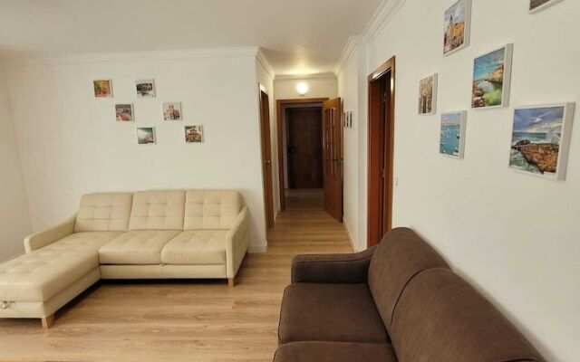 Mouro Rivers House - Remarkable 3-bed Apartment