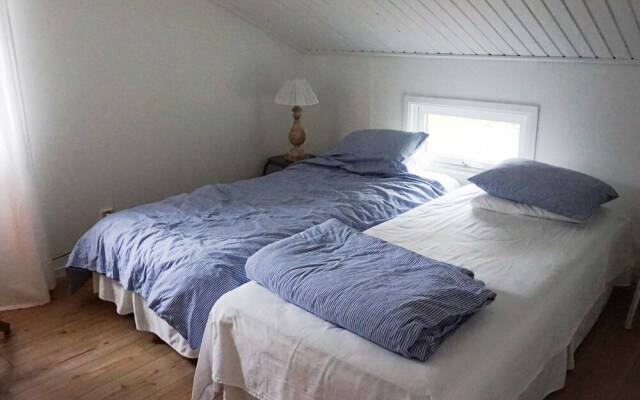 7 Person Holiday Home in Ljusterö