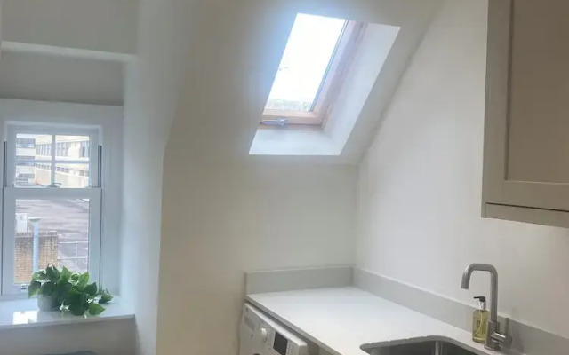 Central Paisley Apartment- Airport/glasgow Access