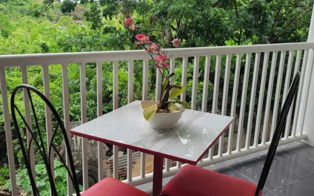 Wjv Inn Marigondon
