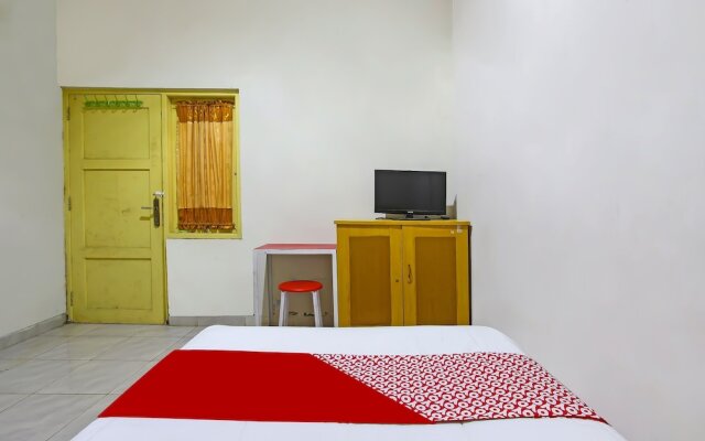 Al Fatih Guest House Syariah by OYO Rooms