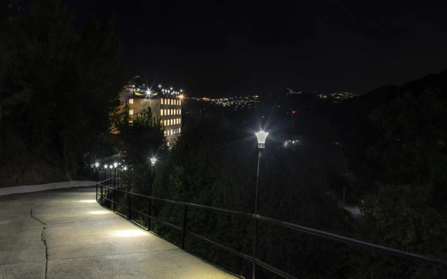 OYO 9101 Shoghi Eco Valley