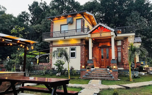Vanhills-Luxury Home Stay in Jim Corbett