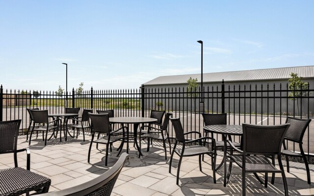 Holiday Inn Express Strathroy by IHG