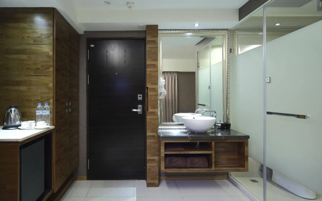 Nest Hotel