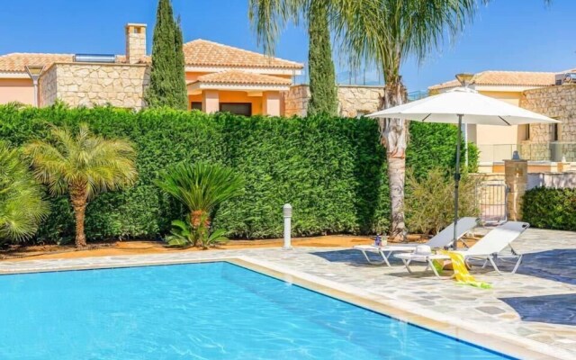 Villa Paralia