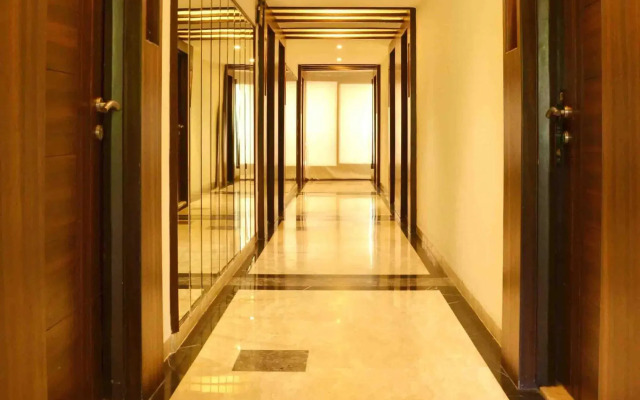 OYO Premium Kanchan Bagh