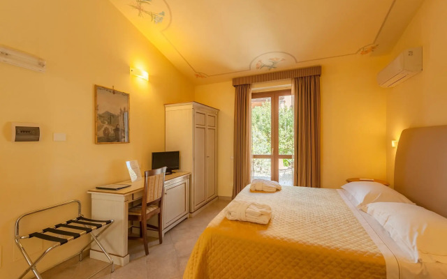 Hotel Saturno Fonte Pura