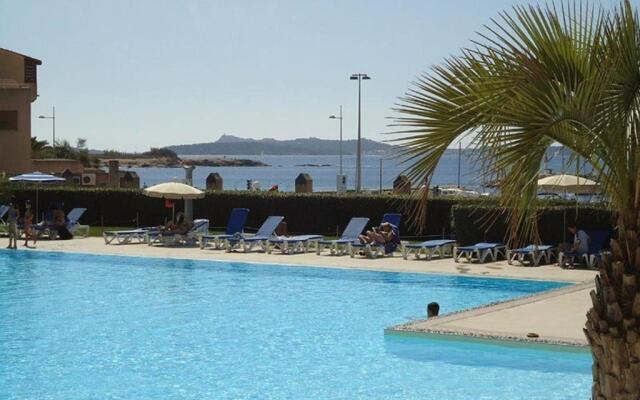 Appartement Six-Fours-les-Plages, 2 pièces, 4 personnes - FR-1-316-244