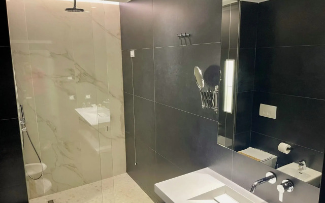 Maritim Marina Bay Luxury Resort