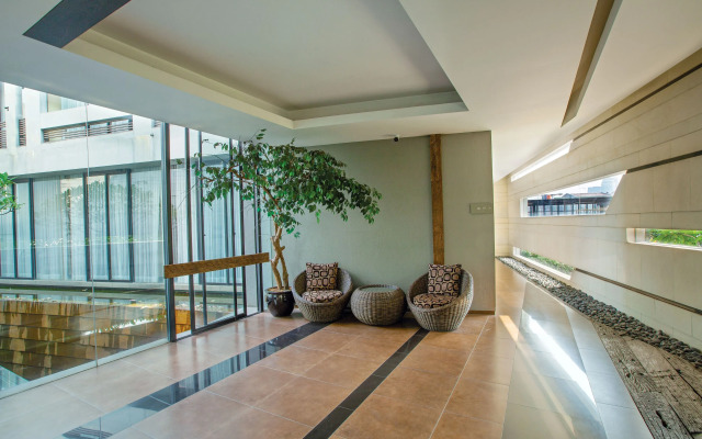 Miers Kuningan ARTOTEL Curated