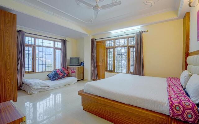 Shimla Woods 2BHK by Dumnu Homes