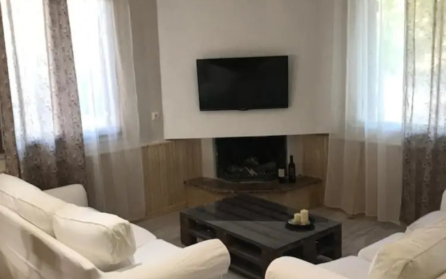 Stathis Home