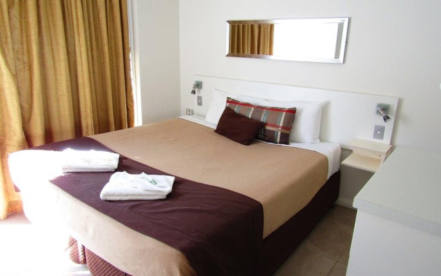 Surf Beach Motel Coffs – Guest Rooms – Coffs Harbour