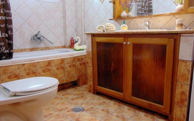 Summer Village House Popi