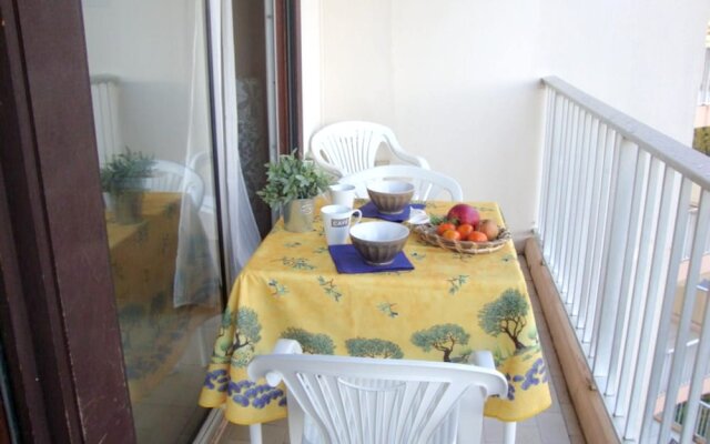 Apartment With one Bedroom in Mandelieu-la-napoule, With Wonderful Mou