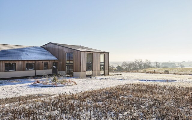 Host Stay The Gathering