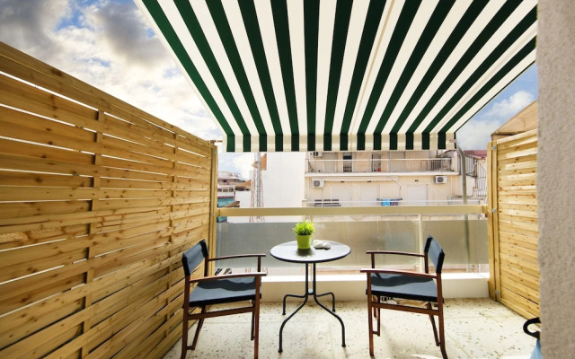Startupper's Pad in real Athenian n.hood by VillaRentalsgr