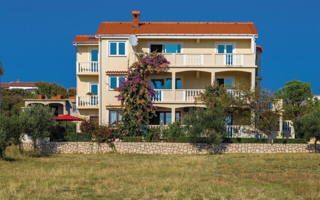Nice Home in Povljana With Wifi and 2 Bedrooms