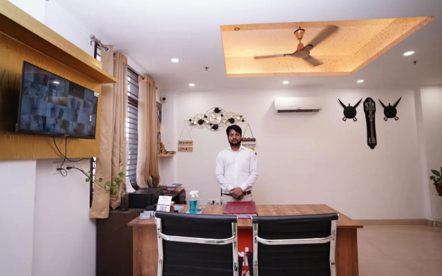 Hotel Moon Residency - Dwarka Sector 21 Metro Station