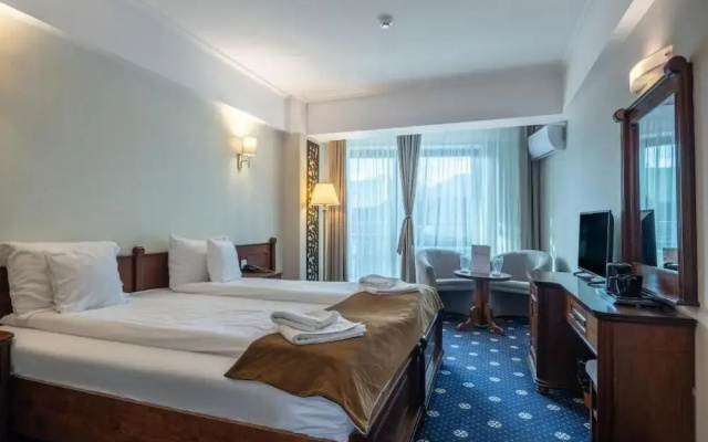 Hotel Ski & Sky