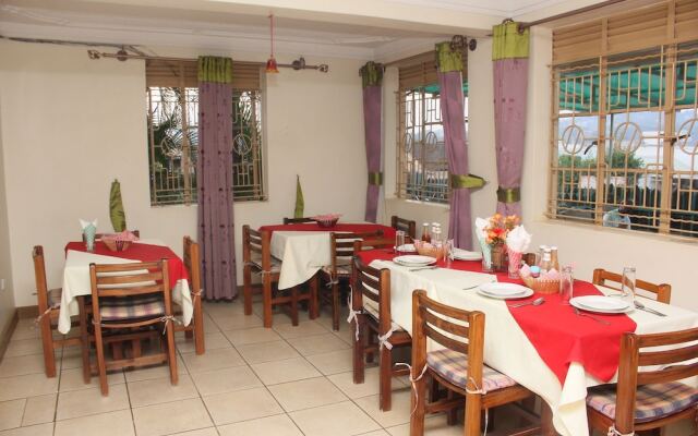 Scroll Inn Hotel