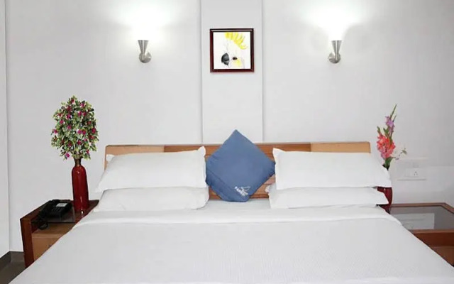 Hotel White Parrot