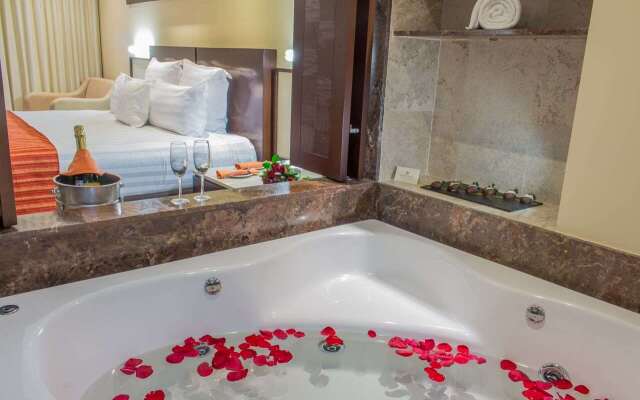 Sunset Plaza Beach Resort & Spa Pto Vallarta All Inclusive