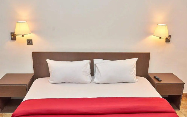 Amara Suites Bankole Oki