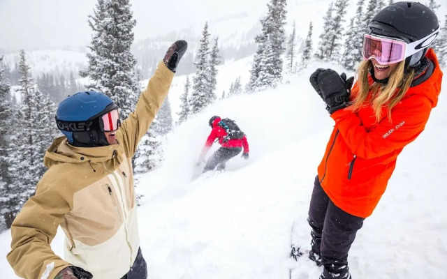 River Mtn Lodge E205