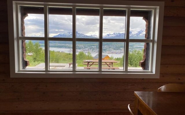 Beautiful cabin with amazing view over Akureyri
