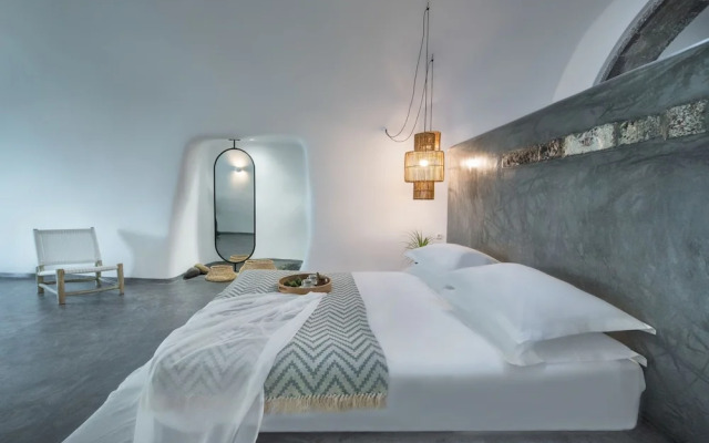 Three Caves - Villa With Private Pool Sea View