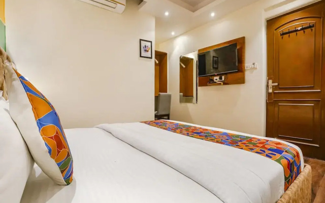Fabhotel Twigo Inn
