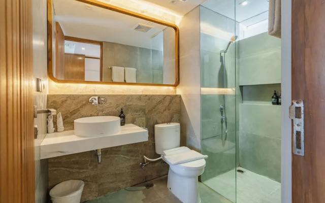 LOI Mansion Managed by ARM One Hundred