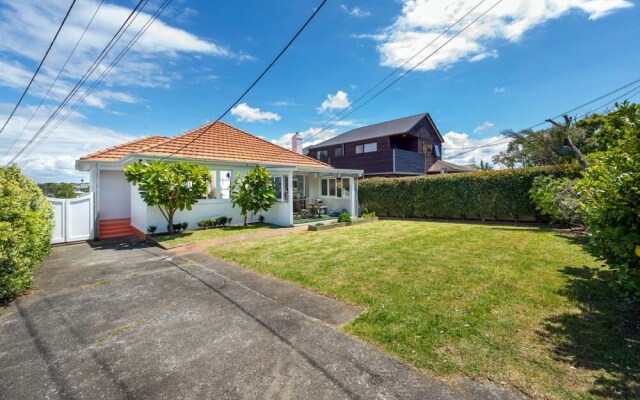 Newly refurbished 2 bedroom in Milford