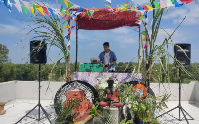 WoodPacker Hostel Auroville Pondicherry