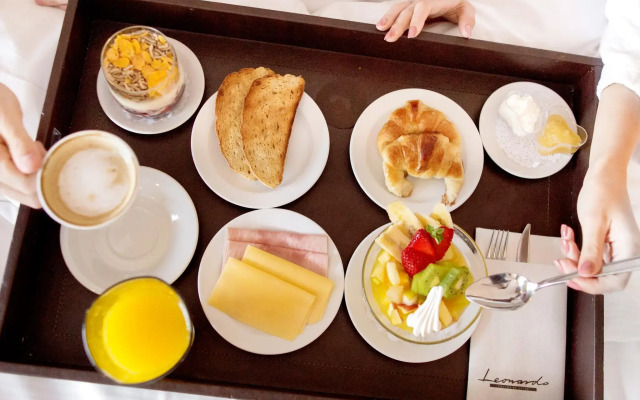 Neper Select Hotel
