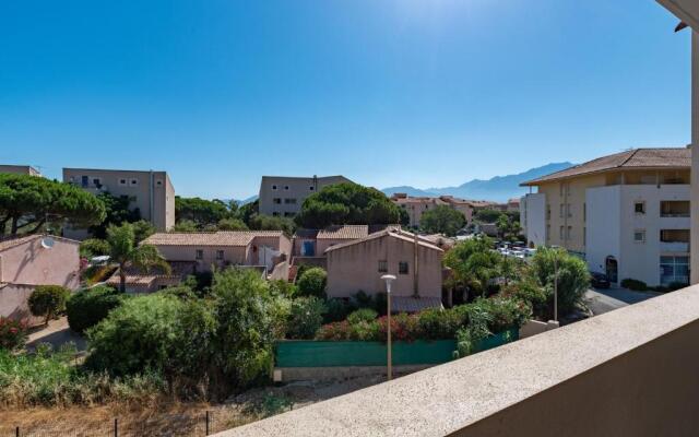 Mari - Appt tout confort 150m de la plage