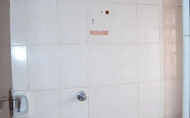 Chomba Hotel