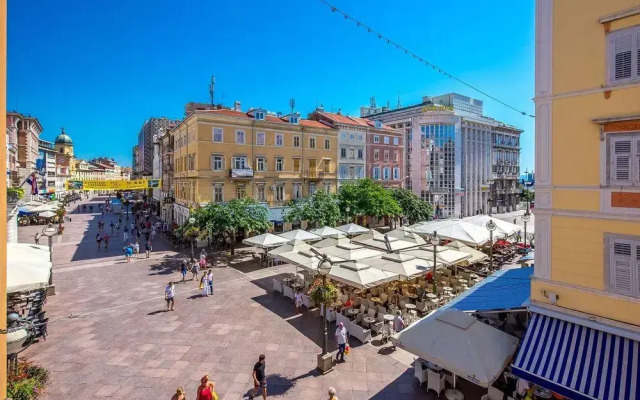 Main Street Apartments