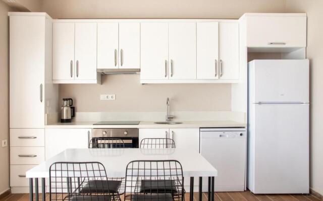 Superb Flat Near Sea With Shared Pool in Cesme