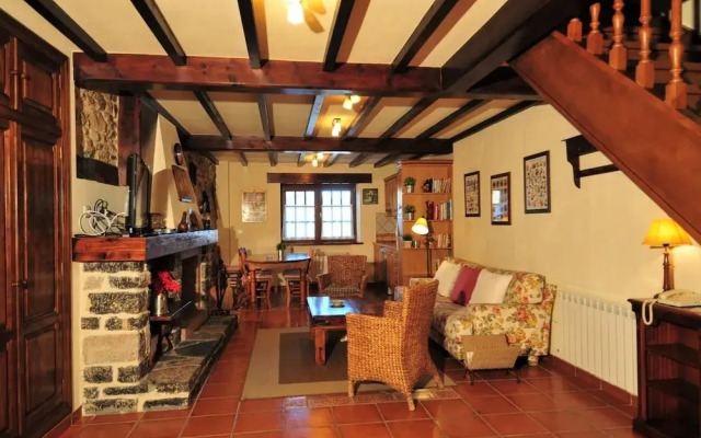 Apartamentos Llugarón