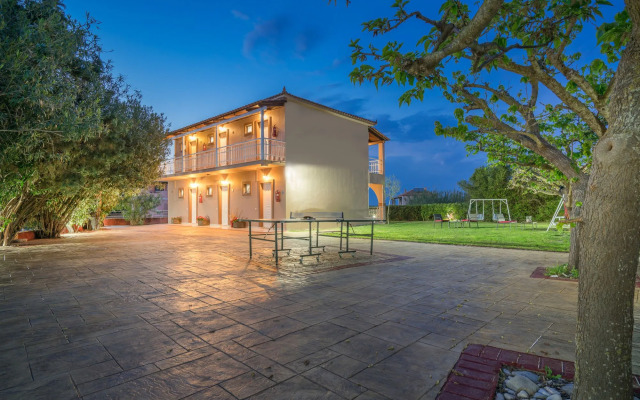 Armonia Boutique Hotel