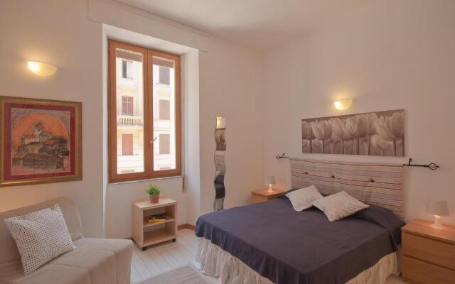 Opera Inn Suites B&B and Apartments