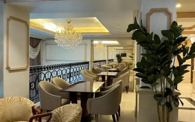 Park Royal Hotel