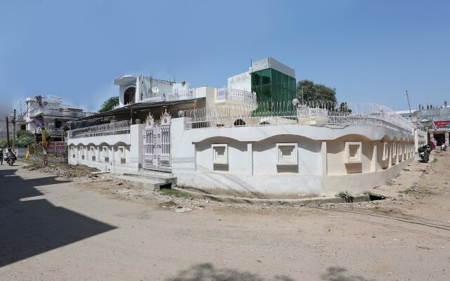 Loknath Guest House By OYO Rooms