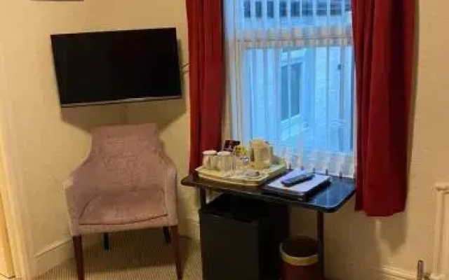 The Kingswood Guest House - Adult Only
