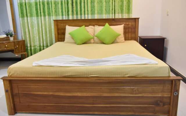 Green Palace Hotel